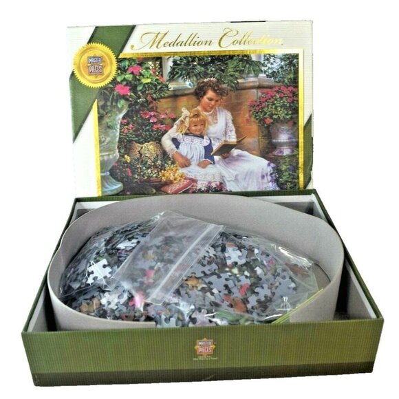 MasterPieces Medallion Collection Garden Memories by Sandra Kuck 1000 Pieces - Picture 8 of 8